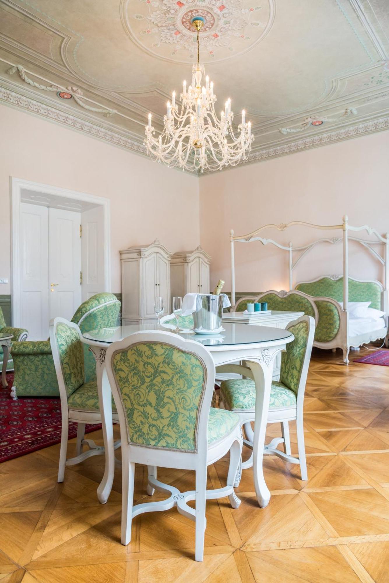 Zamek Hradek U Susice Hotell Rom bilde